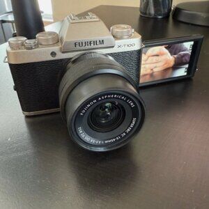 Fujifilm X-T100 Mirrorless Digital Camera 24.2MP with Kit Lens